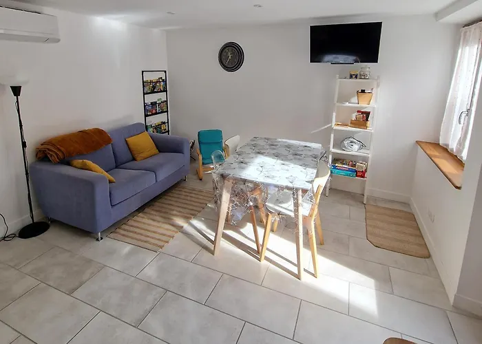 Tatil Evi Chez Bisset_2chambres 4personnes *